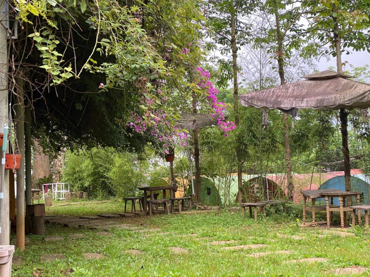 Ong Vang Meo Vac Hotel Bagian luar foto